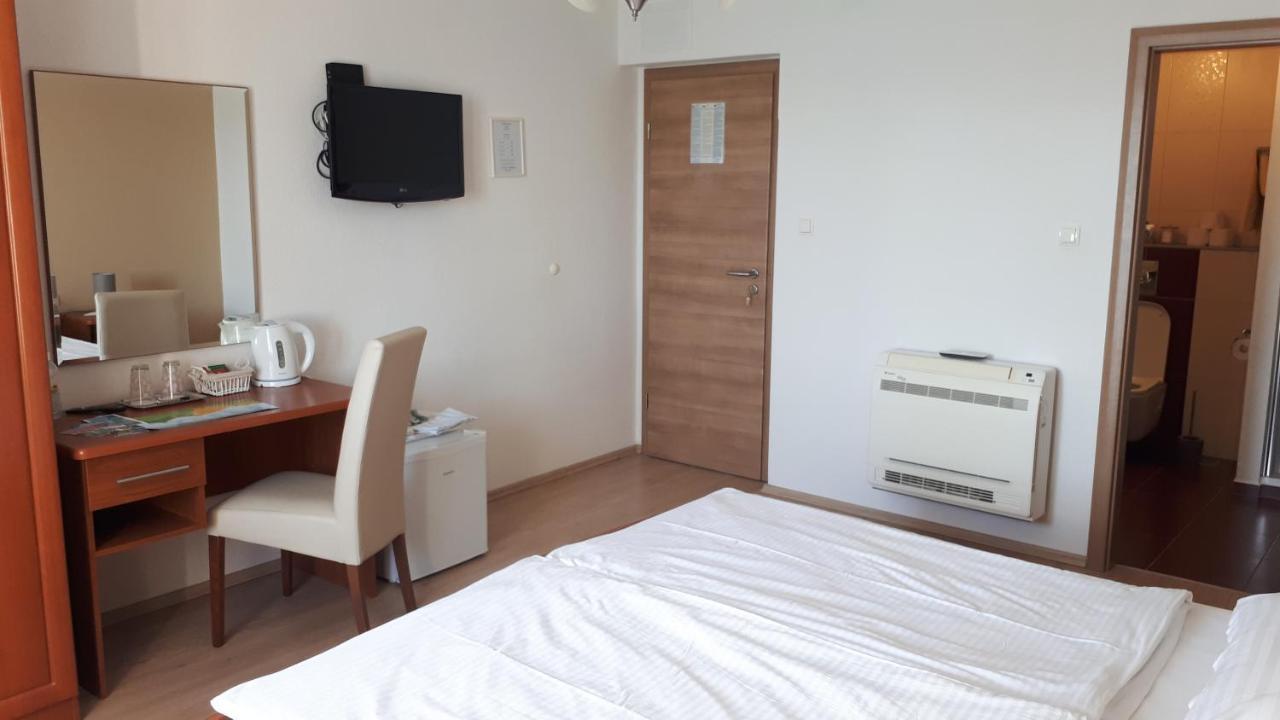 Accommodation Stella Mare Bol Exterior foto